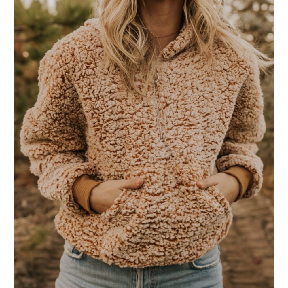 Roolee pullover